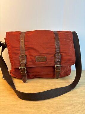 Fossil Canyon Messenger Bag in Red Clay (Burnt Orange) Color